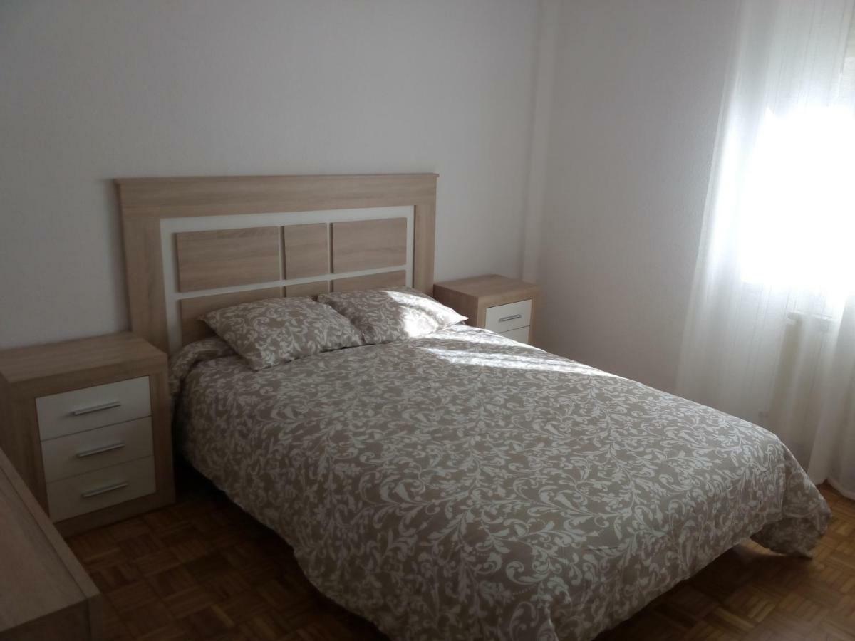 Calle Lardero Apartamento Logroño Dış mekan fotoğraf